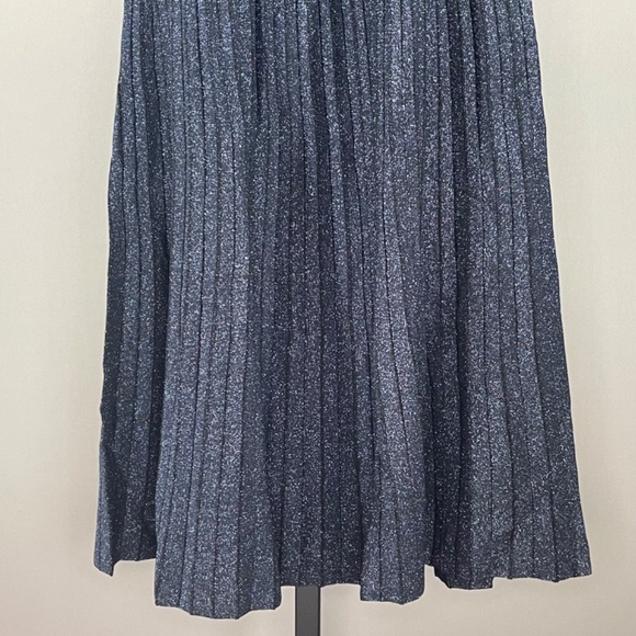 NEW Banana Republic Dress Womens Large blue black knit fit flare midi pleated - Picture 3 of 9